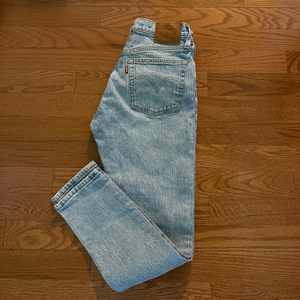 Levi straight leg jeans